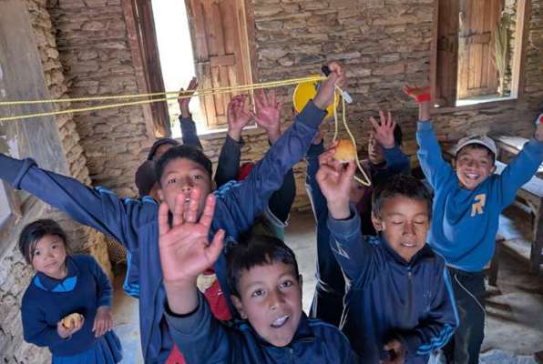Onderwijs project Nepal Ruma kinderen 
