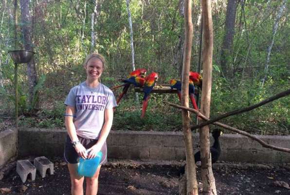 Jungle project Guatemala bij de papagaaien