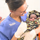 Medisch vrijwilligerswerk en observatie project Tanzania nieuw kindje ter wereld