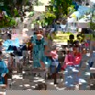 Combinatie project Sumatra in het dorp met de kinderen